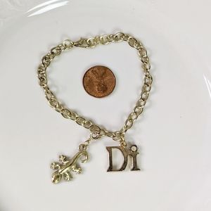 🌜3 for $25🌛Di Int. Gold Tone Salamander Charm